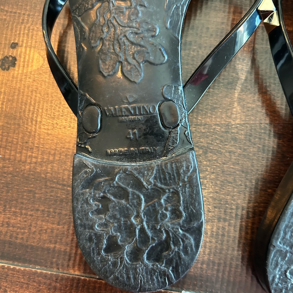 Valentino Glossy Black Studded Flip Flops - Picture 5 of 6